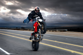 wheelign ducati bike photography