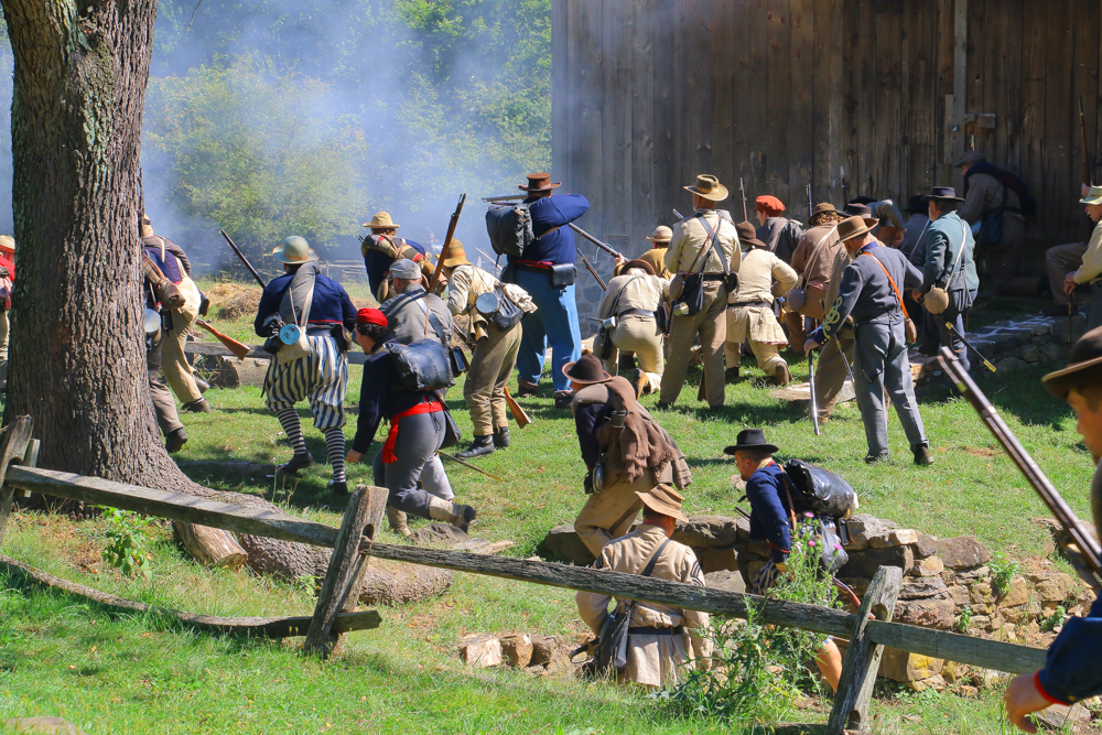 World Turn'd Upside Down Colonial Pennsylvania Plantation Civil War