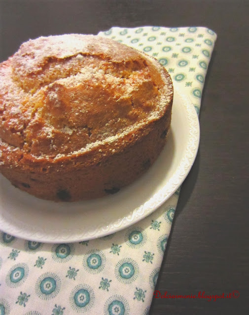 Ciambella alla zucca, uvetta e mandorle e il caldo-freddo.