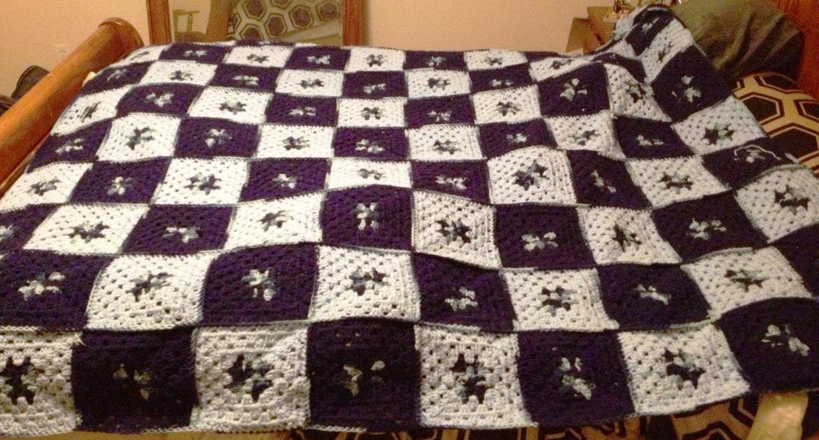 Thinking Pink Wedding Blanket Complete!