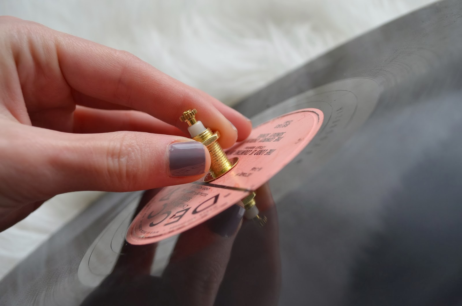 DIY Vinyl Record Clock DIY Huntress