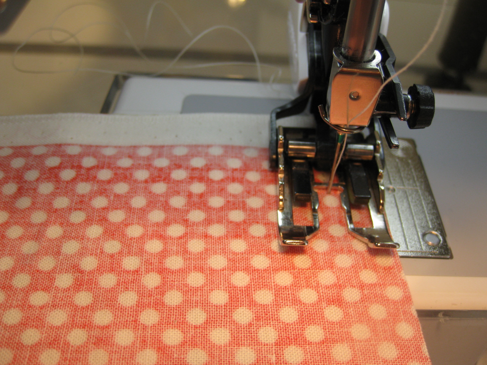 Pieced Brain Stainproof, selfbinding table runner Tutorial