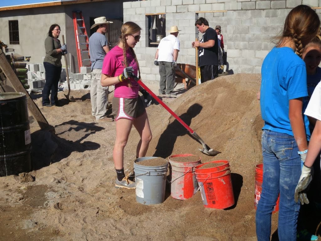 building mexico houses walls piles breaks took move random