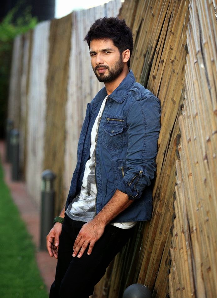 bollywood kiss karna imran khan desktop pictures 2015 shahid kapoor high bollywood kiss karna imran khan desktop pictures 2015 shahid kapoor high