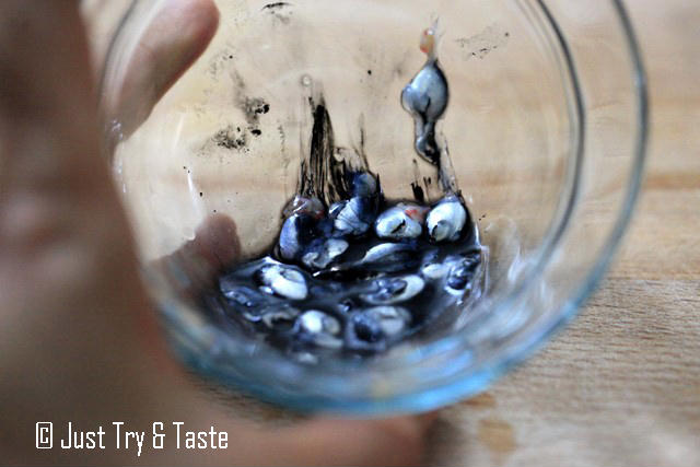 Obsesi Roti 39 Resep Membuat Burger Hitam Si Kuro Burger Yang Ngetrend Di Jepang Just Try Taste