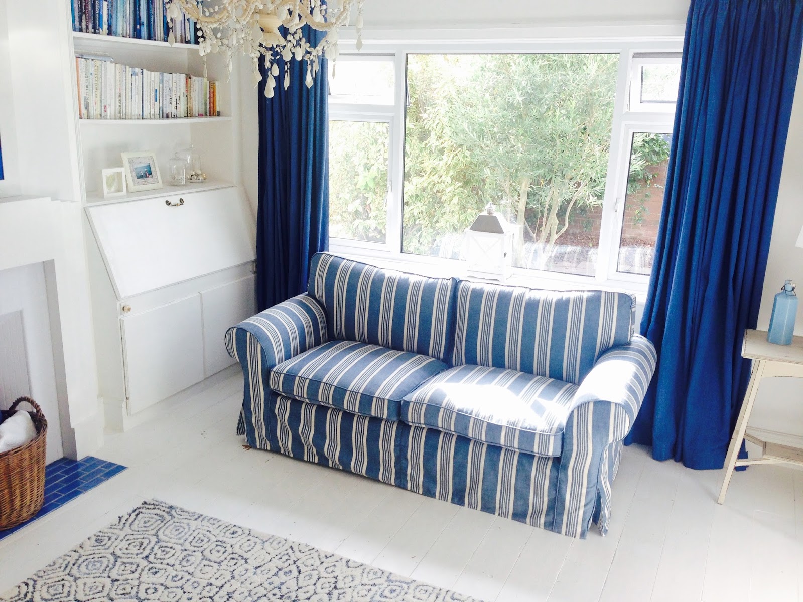 blue and white striped sofa blue and white striped sofa blue and white striped sofa blue and white striped sofa