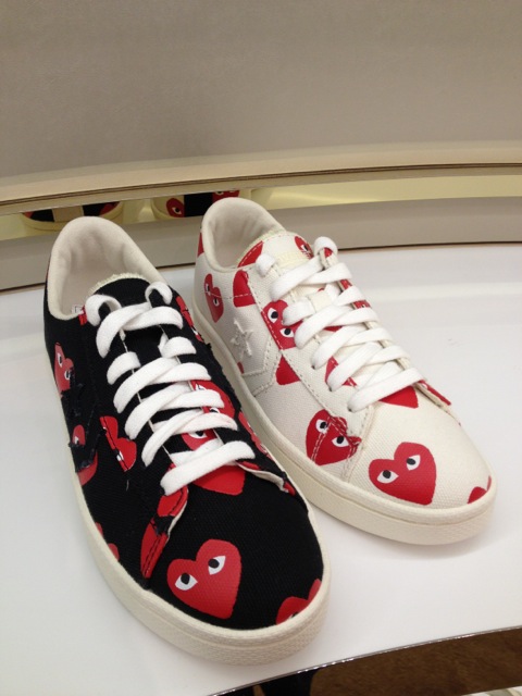 converse heart cdg