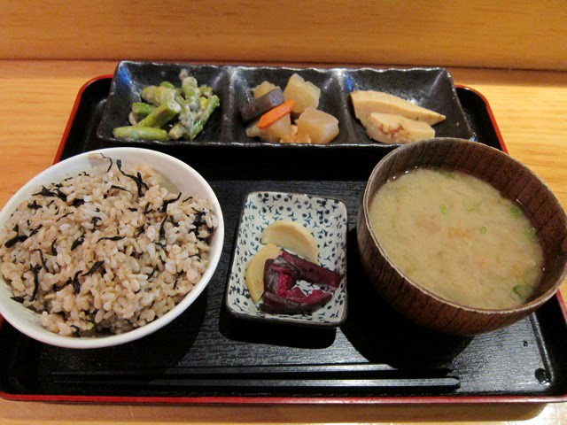 Japanese Dish Set
