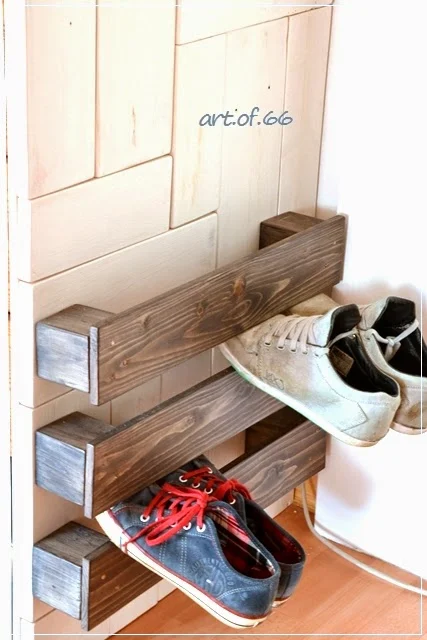 Easy pallet wood shoe storage by Art of 66, featured on ILoveThatJunk.com