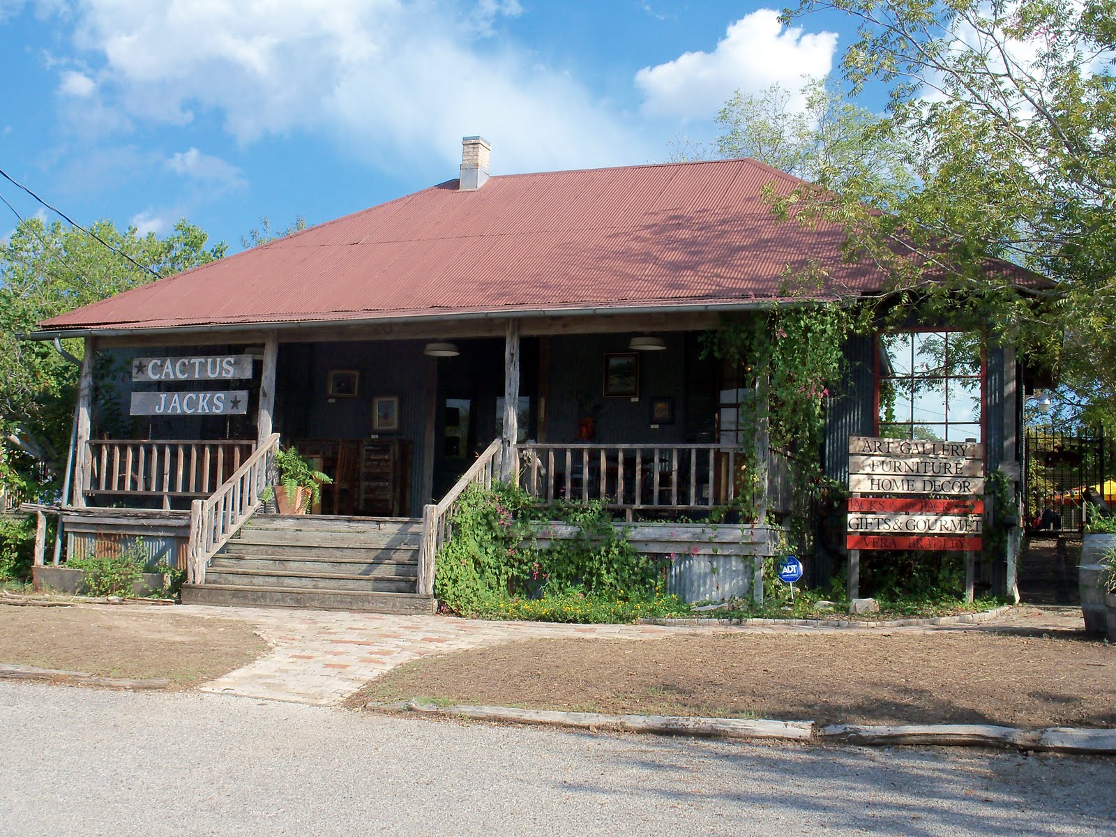Traveling with the Longdogs Gruene, TX Market Day