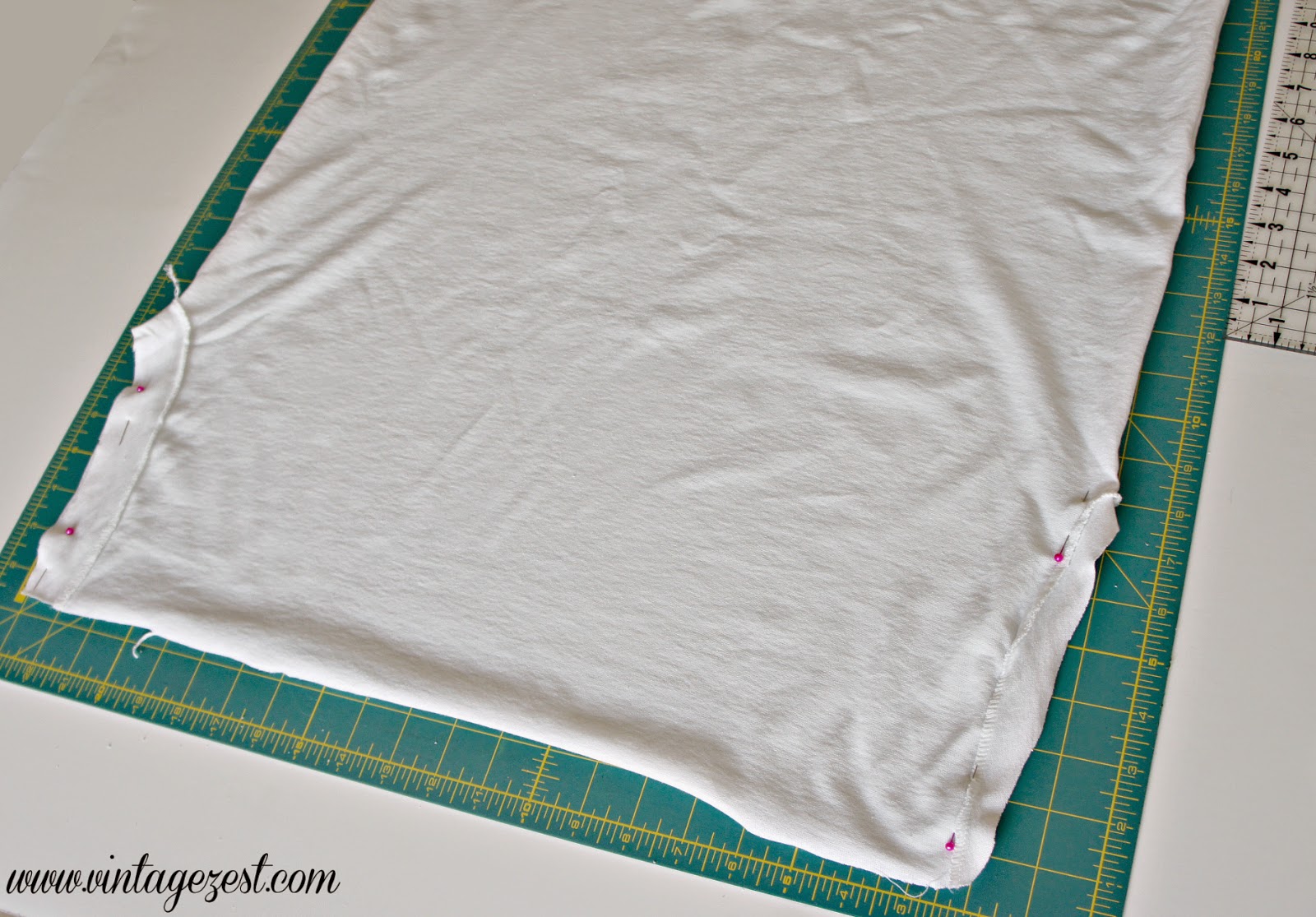 How to: DIY a Dress Upcycled from Oversized T-shirts on Diane's Vintage Zest!  #sewing #tutorial