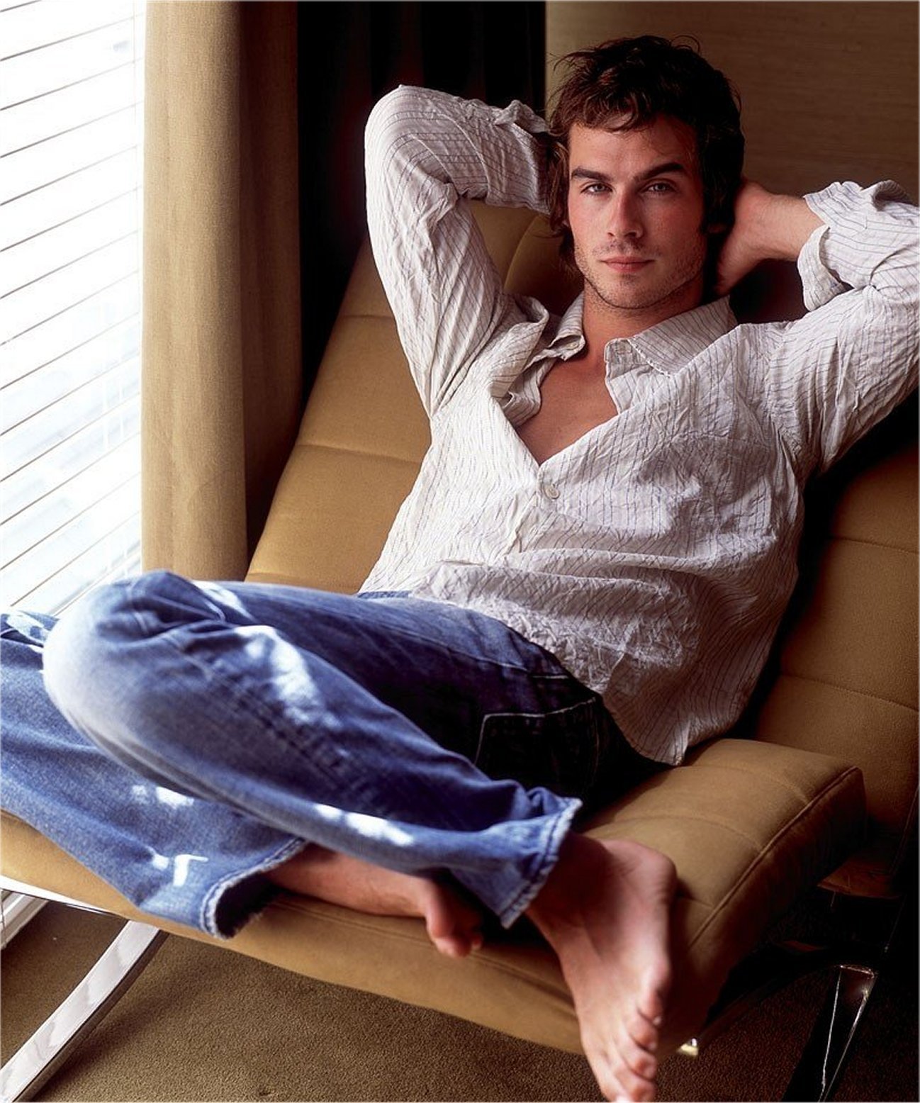 http://1.bp.blogspot.com/-_22yEWFteUg/TamuiY7uIXI/AAAAAAAAAME/okIYpExg1so/s1600/A-Super-Hot-Photoshoot-ian-somerhalder-8676756-1298-1556.jpg