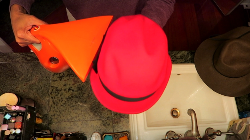 DIY: How to stretch ANY hat - The Daily Affair | a lifestyle & travel