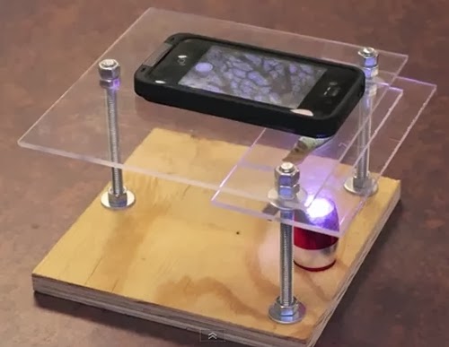 01-Phone-on-Stand-Smartphone-to-Digital-Microscope-Kenji-Yoshino-aka-kmyoshino-www-designstack-co