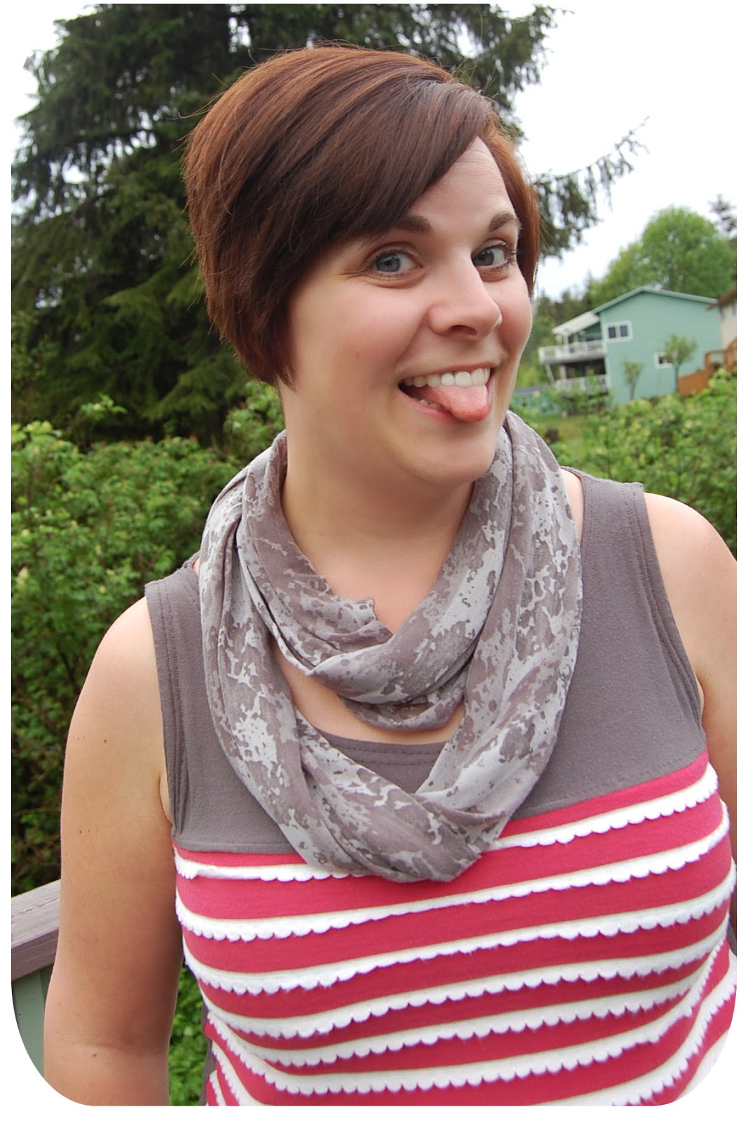 Sew & Tell with Mama Eggo - tank and infinity scarf with partial tutorial