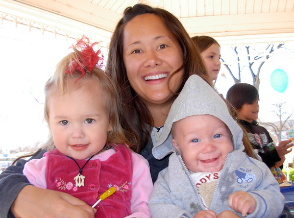 1 4 Asian Kids Have Blue Eyes And Blonde Hair Common To See