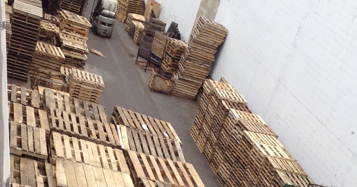 Ruma's Pallet World LLC We buy wooden pallets!