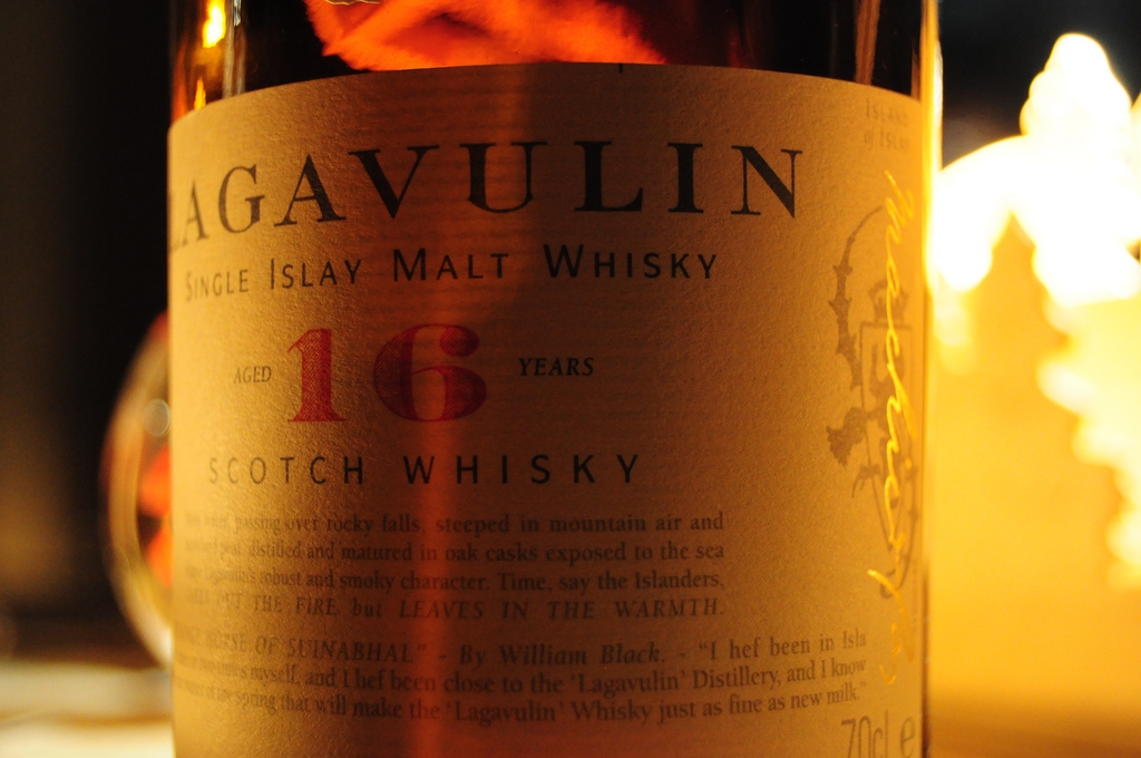 Jason's Scotch Whisky Reviews Review Lagavulin 16 yr Old The Best