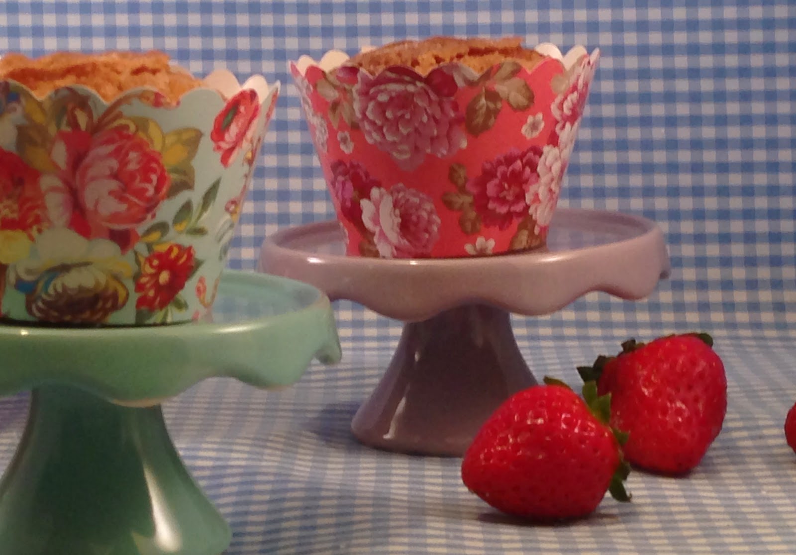 Strawberry Muffins Cook the cake