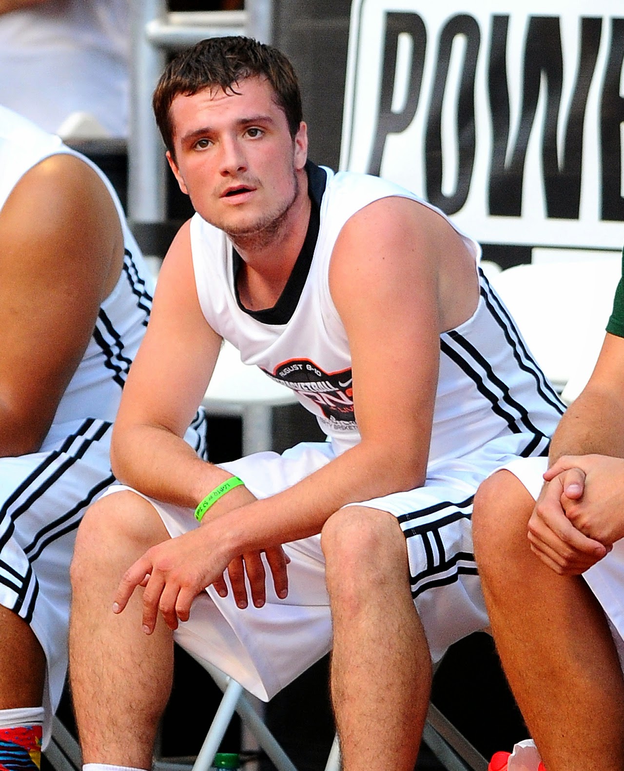 PHOTOS & VIDEOS Josh Hutcherson Shows His Dance Moves At SBNN's 3rd