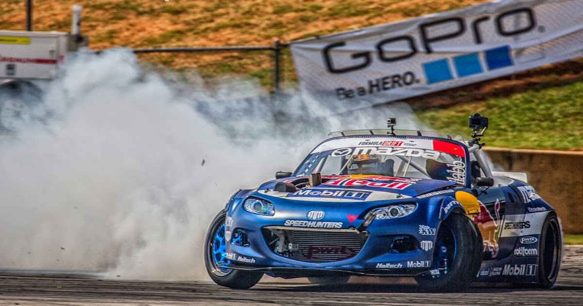 Mazda MX 5 Red bull