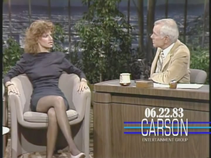 Sandra Bernhard - Johnny Carson (1983-06-22) .