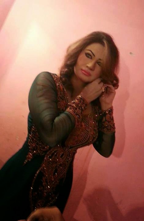 Boobs mujra Nude Photos 83 Boobs mujra Nude Photos 3
