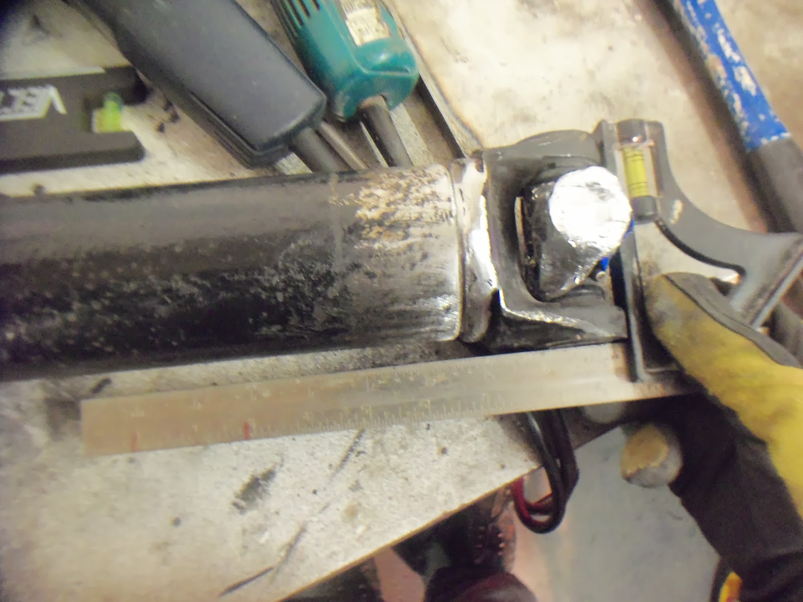 Etek Restorations Classics, Rods and Customs Shortening a Drive Shaft