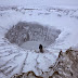 Científicos exploran misterioso cráter en Siberia