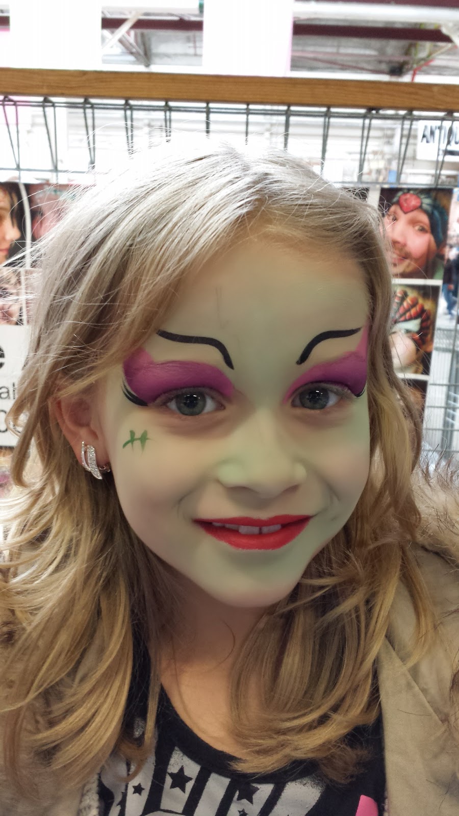 MAQUIAGEM P/ HALLOWEEN MONSTER HIGH 