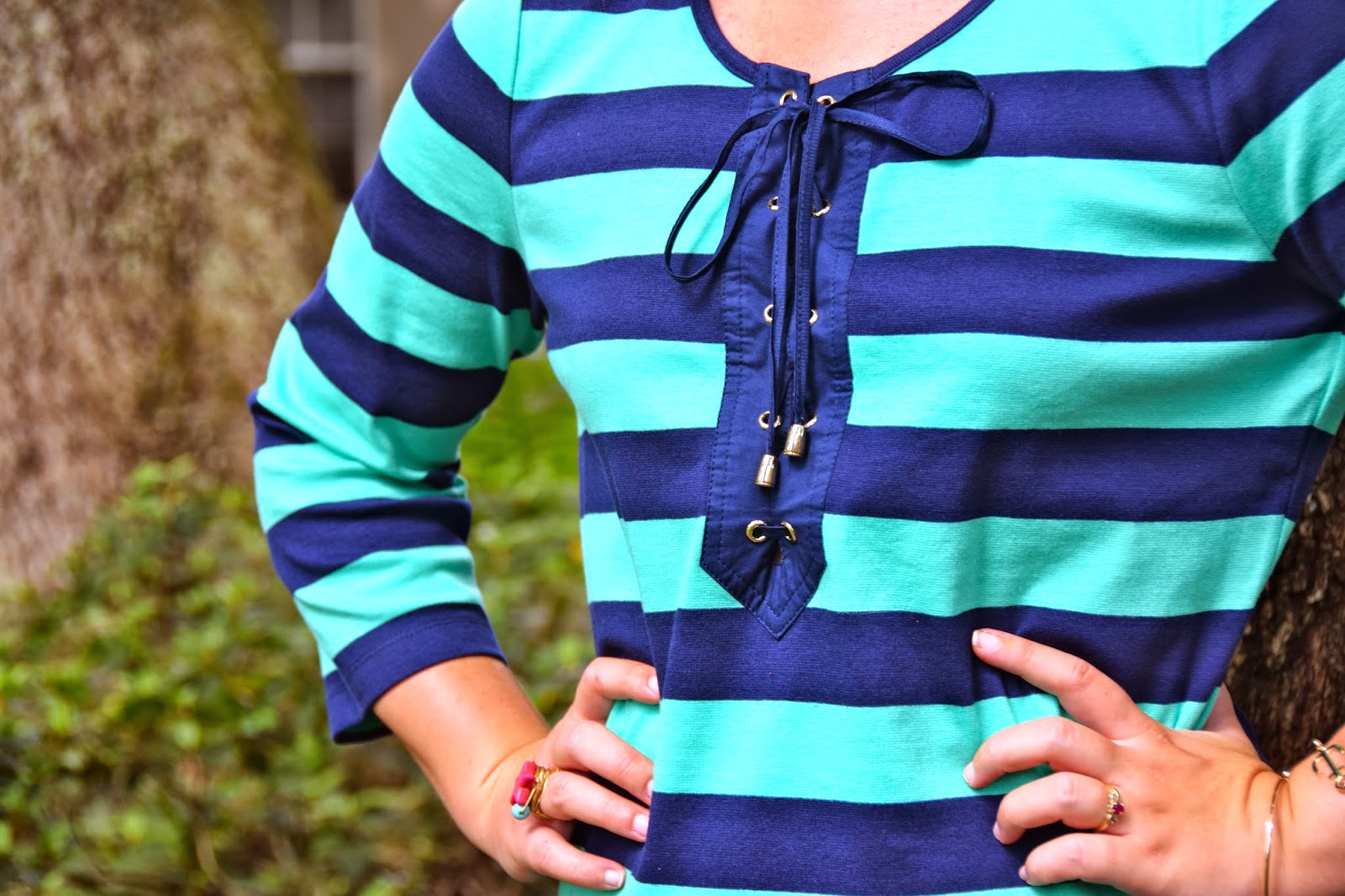 StraightLaced Girl Meets Bow