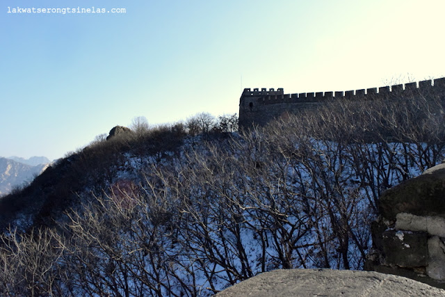 THE GREAT WALL OF CHINA AT MUTIANYU THE GREAT WALL OF CHINA AT MUTIANYU