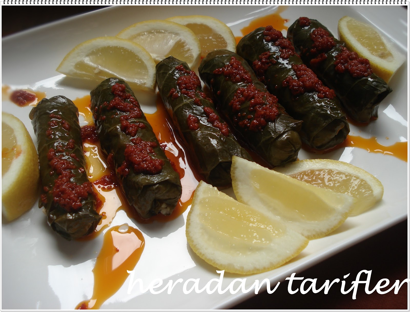 cafe de hera Etli Kara Lahana Sarması