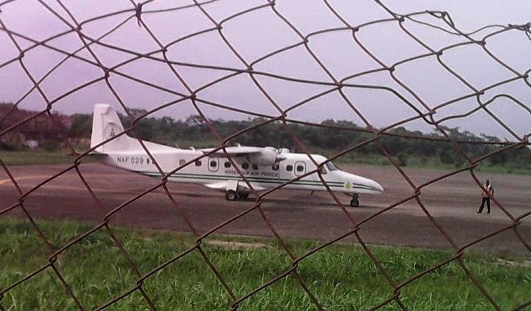 fayose boards nigerian airforce jet 