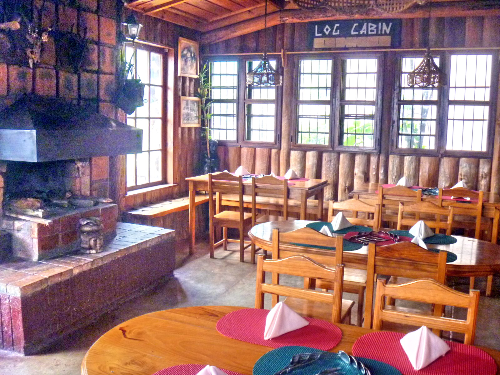 lincoln log cabin restaurant lincoln log cabin restaurant