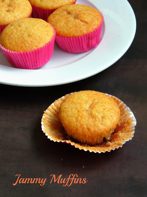 Jammy muffins, Jam filled muffins