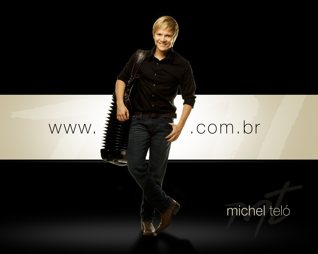 Mega Wallpapers HD: Papel de Parede Michel Teló