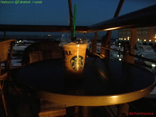Café Reminiscence : Starbucks