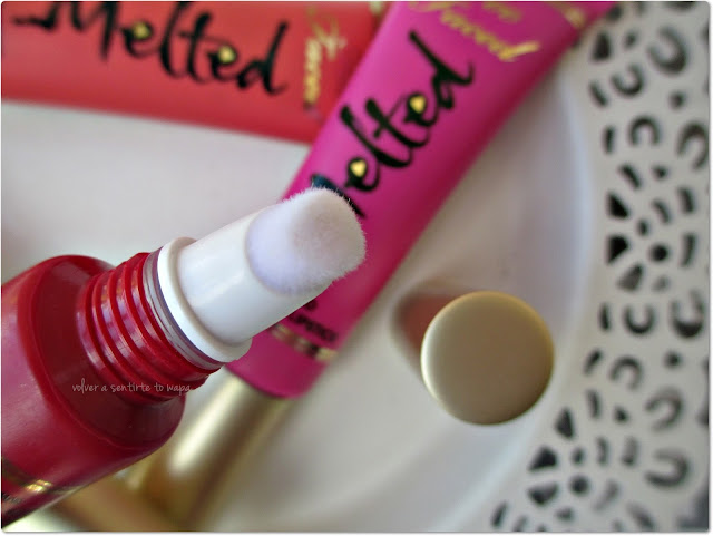 Mis MELTED de TOO FACED: Swatches & Review - RUBY