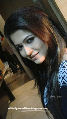 Bangladeshi model and actress Azmeri Haque Badhon