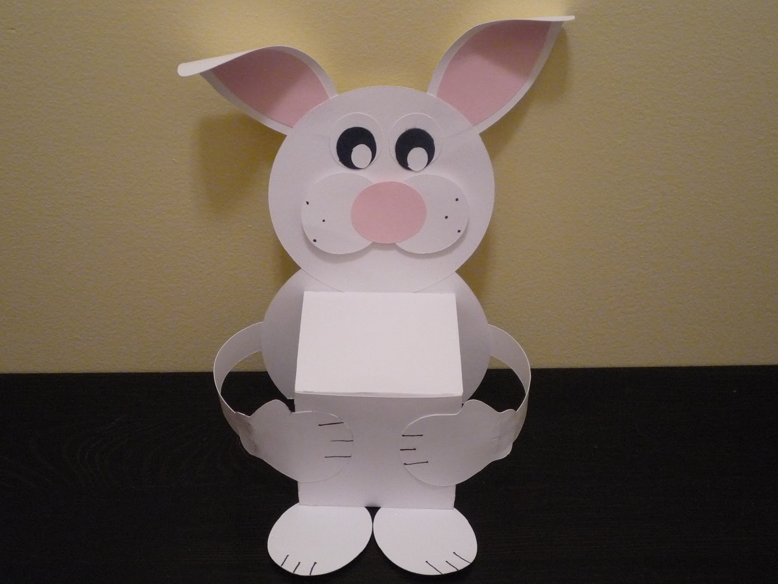 Crafting on the Cheap Easter Bunny Box