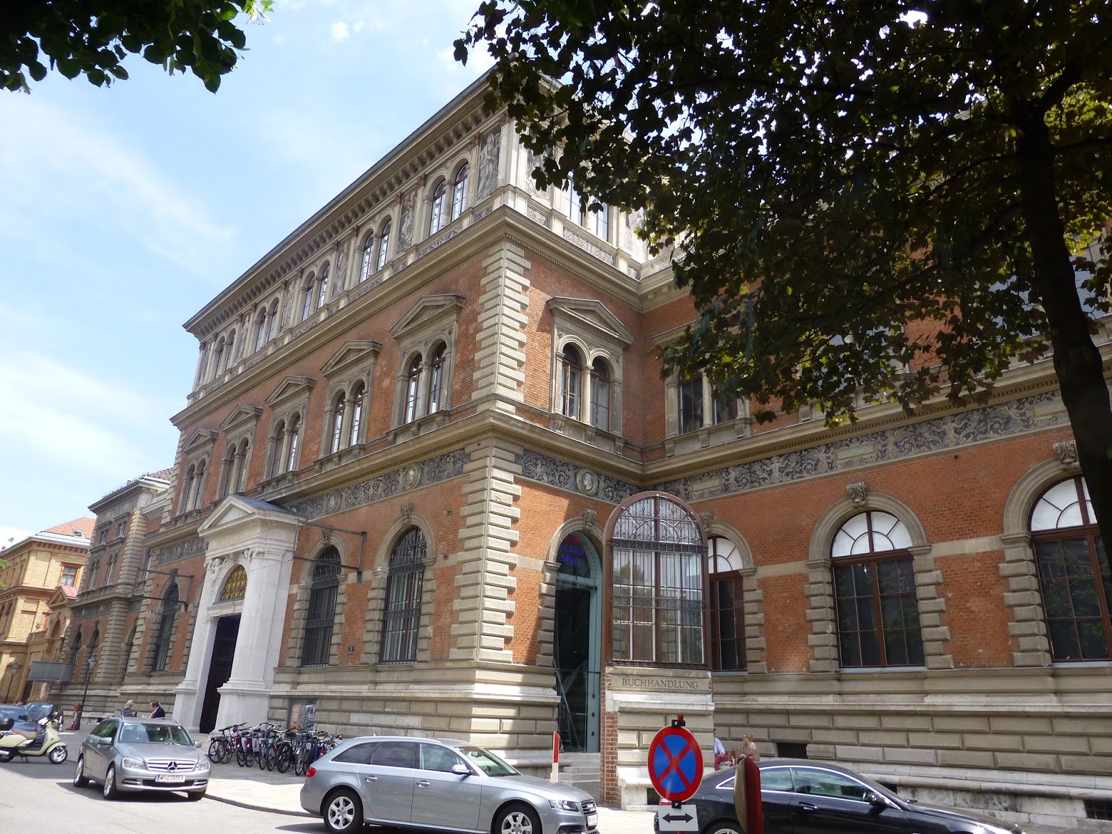 A Walk Around Imperial Vienna Legacy Of The Habsburgs