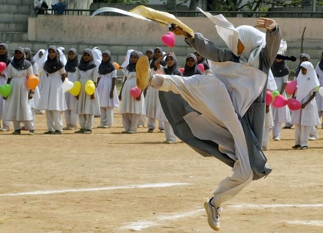 Remaja berjilbab