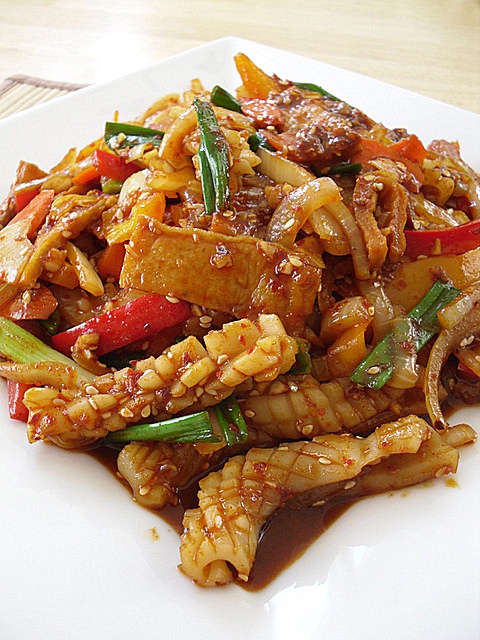 Little Corner of Mine: Korean Spicy Stir-Fried Squid (Ojingeo Bokkeum)