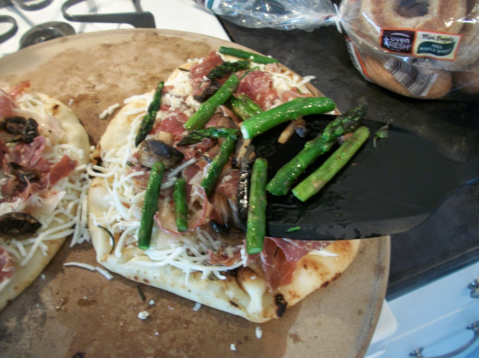Cook with Sara Prosciutto and Roasted Asparagus Flatbreads/Pizza with