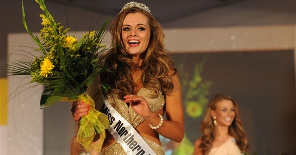 Leanne McDowell is crowned 2015 Therapie Miss Northern 