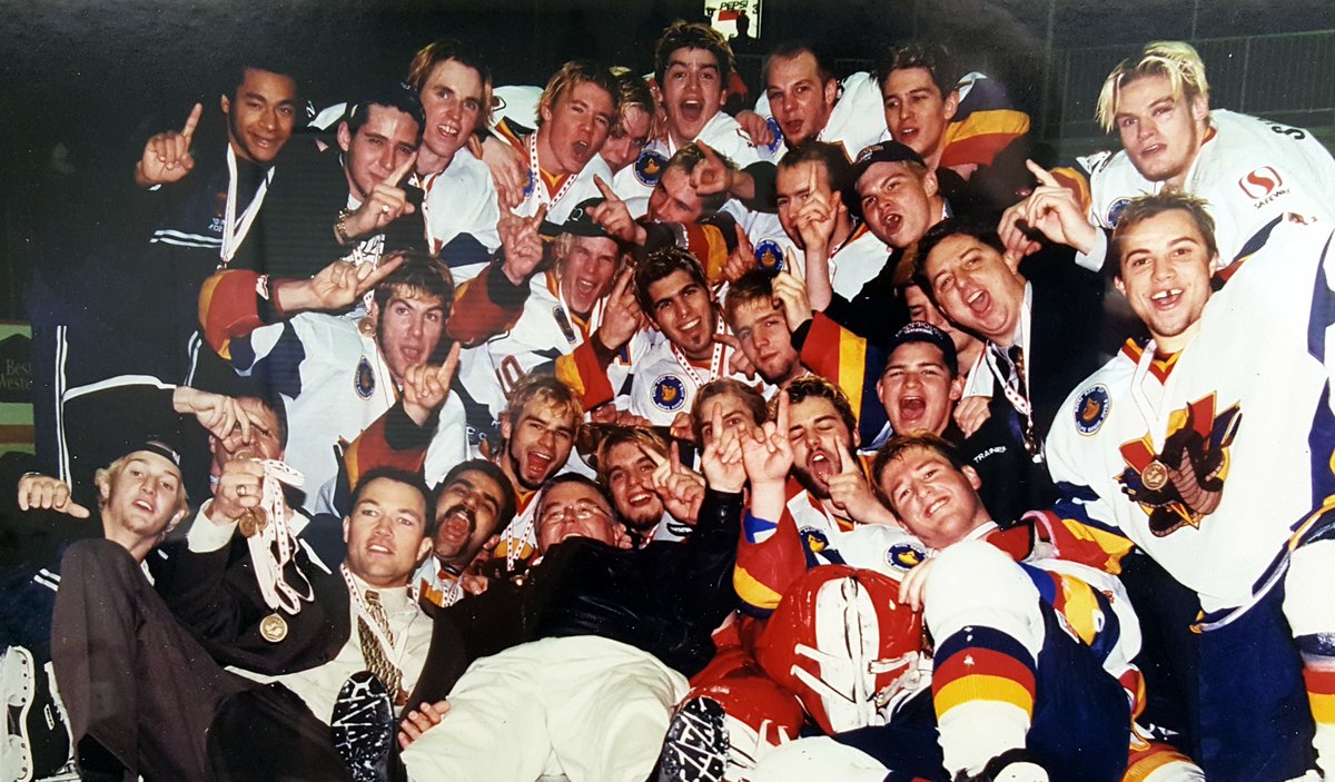 Vernon Vipers 1999 Royal Bank Cup Champions