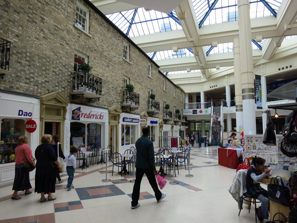 Teh Viscount's London Southampton