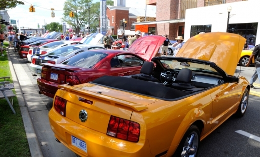 Ford Mustang Alley Draws Large Crowds at Woodward Dream Cruise
