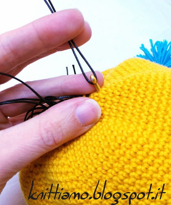 Knittiamo con Martina e Roberta Come montare capelli sul